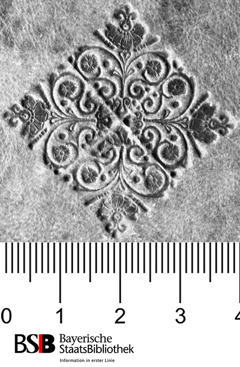 Image Description for https://www.hist-einband.de/Bilder/Cgm9362_Ornament gesamt.jpg