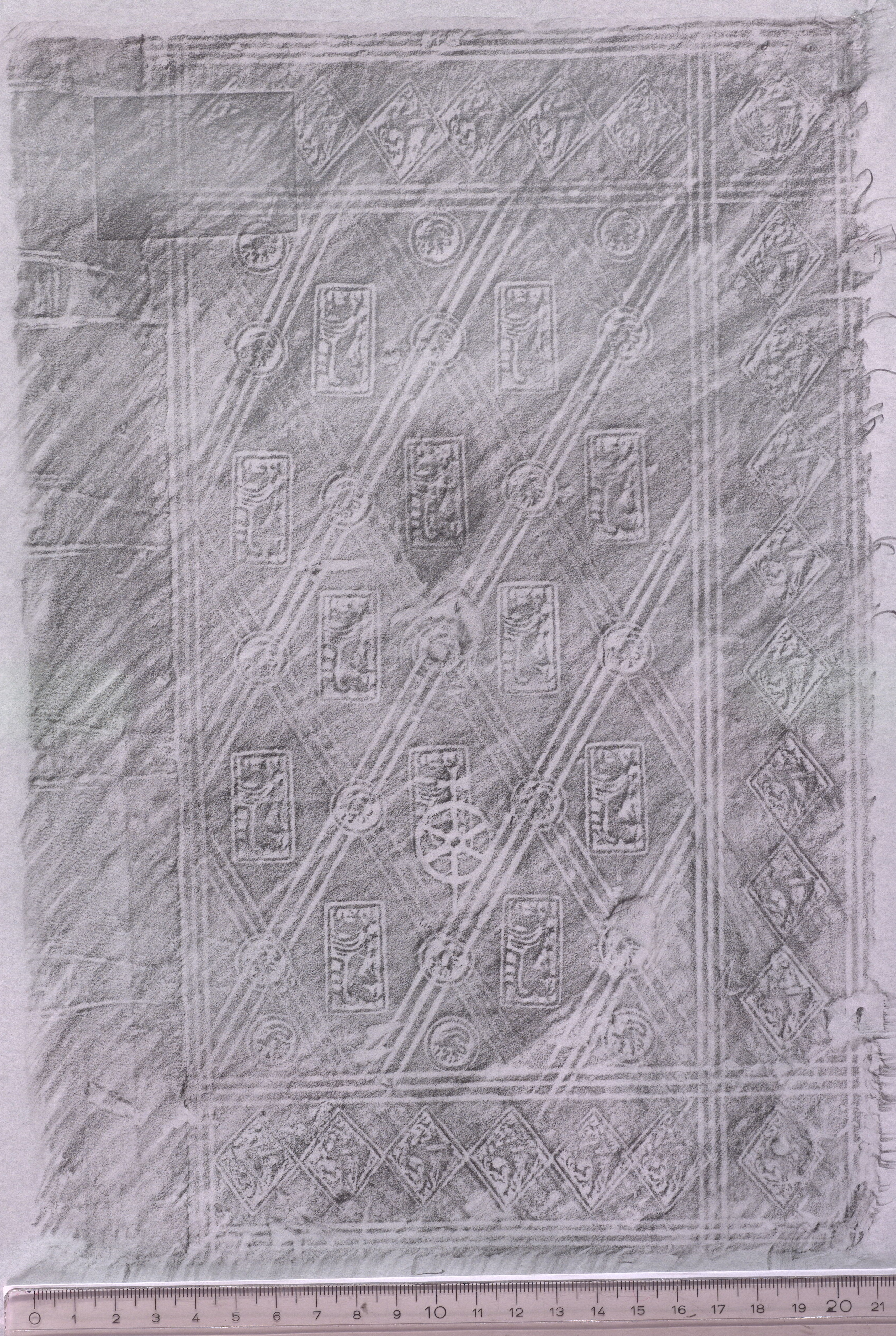 Image Description for https://www.hist-einband.de/Bilder/HAB/Ms. philol. 2 VD.jpg