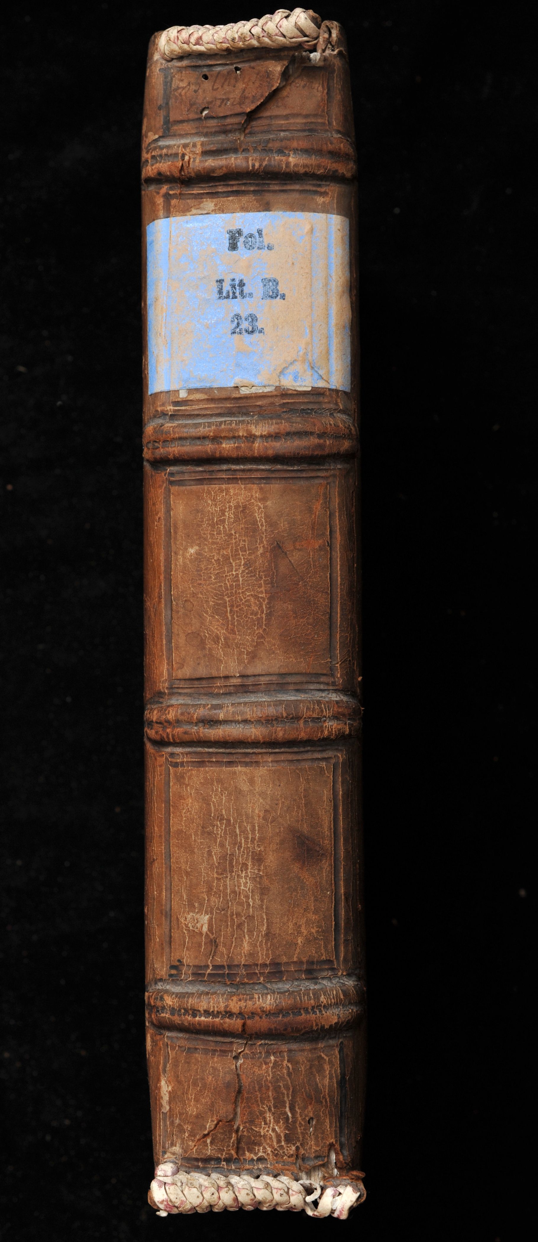 Image Description for https://www.hist-einband.de/Bilder/SBB/barth_k_2b23_br.jpg