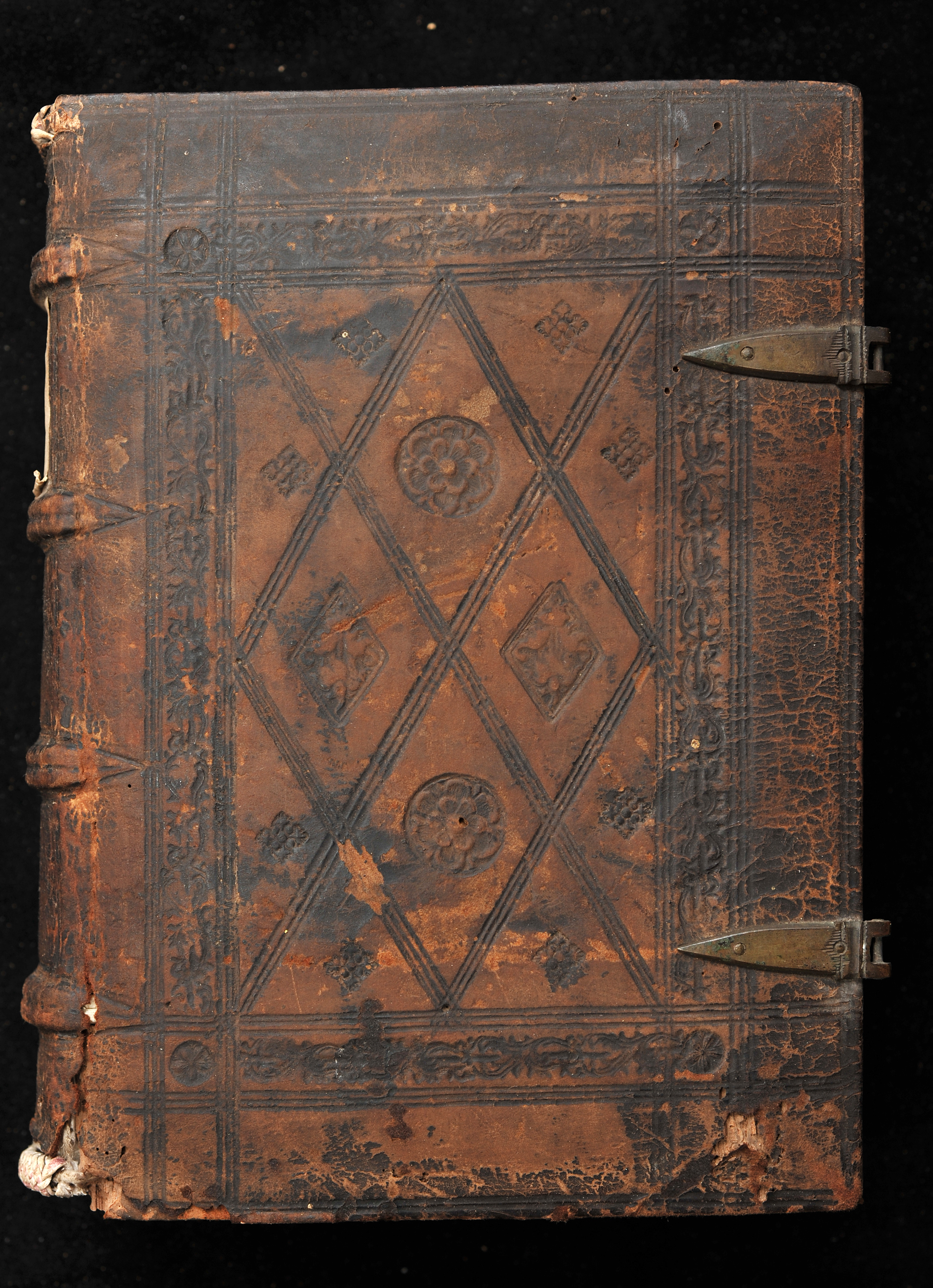 Image Description for https://www.hist-einband.de/Bilder/SBB/barth_k_4e12_vd.jpg