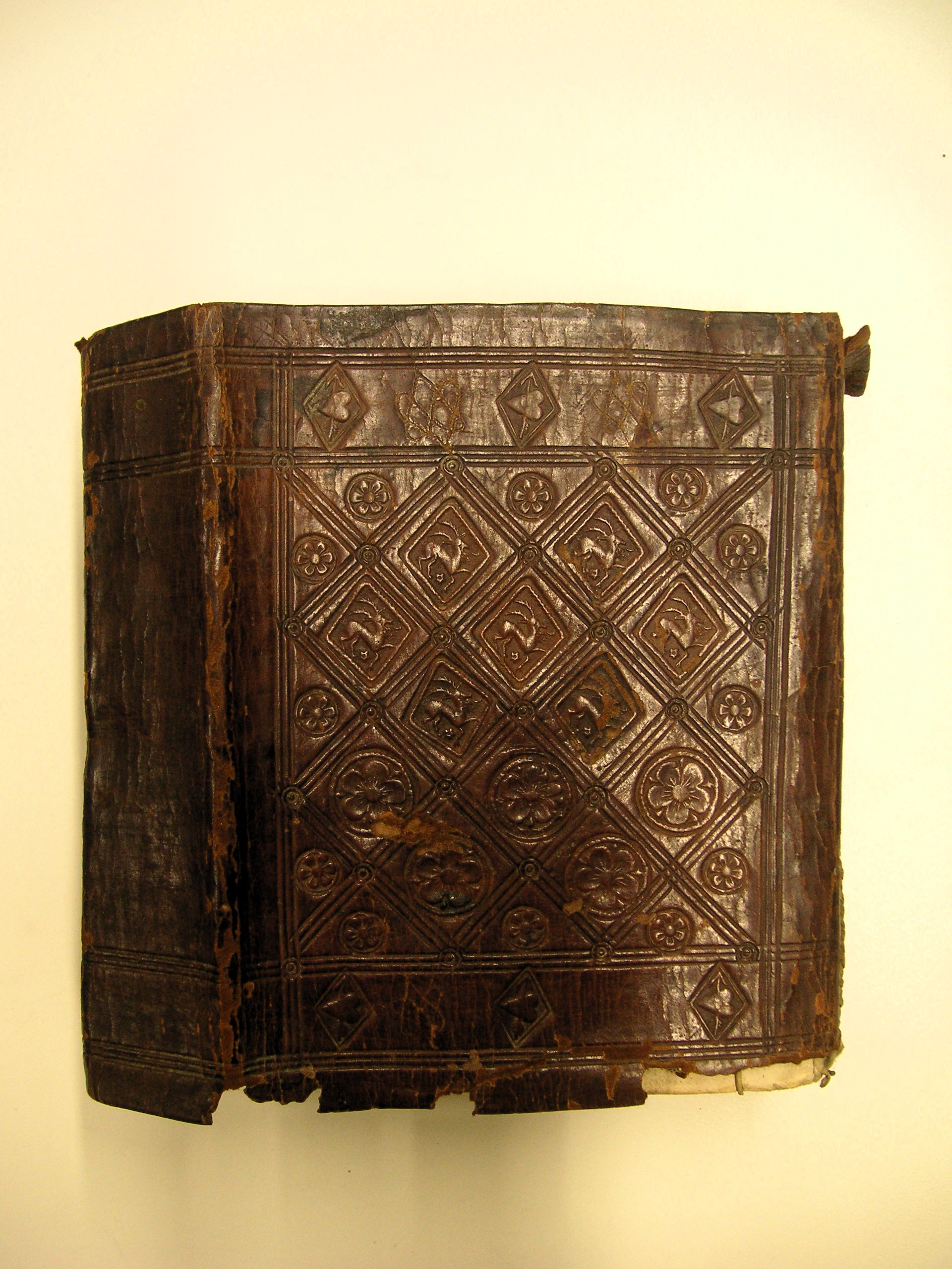 Image Description for https://www.hist-einband.de/Bilder/SBB/bg_pb_eab_ba78_rd.jpg